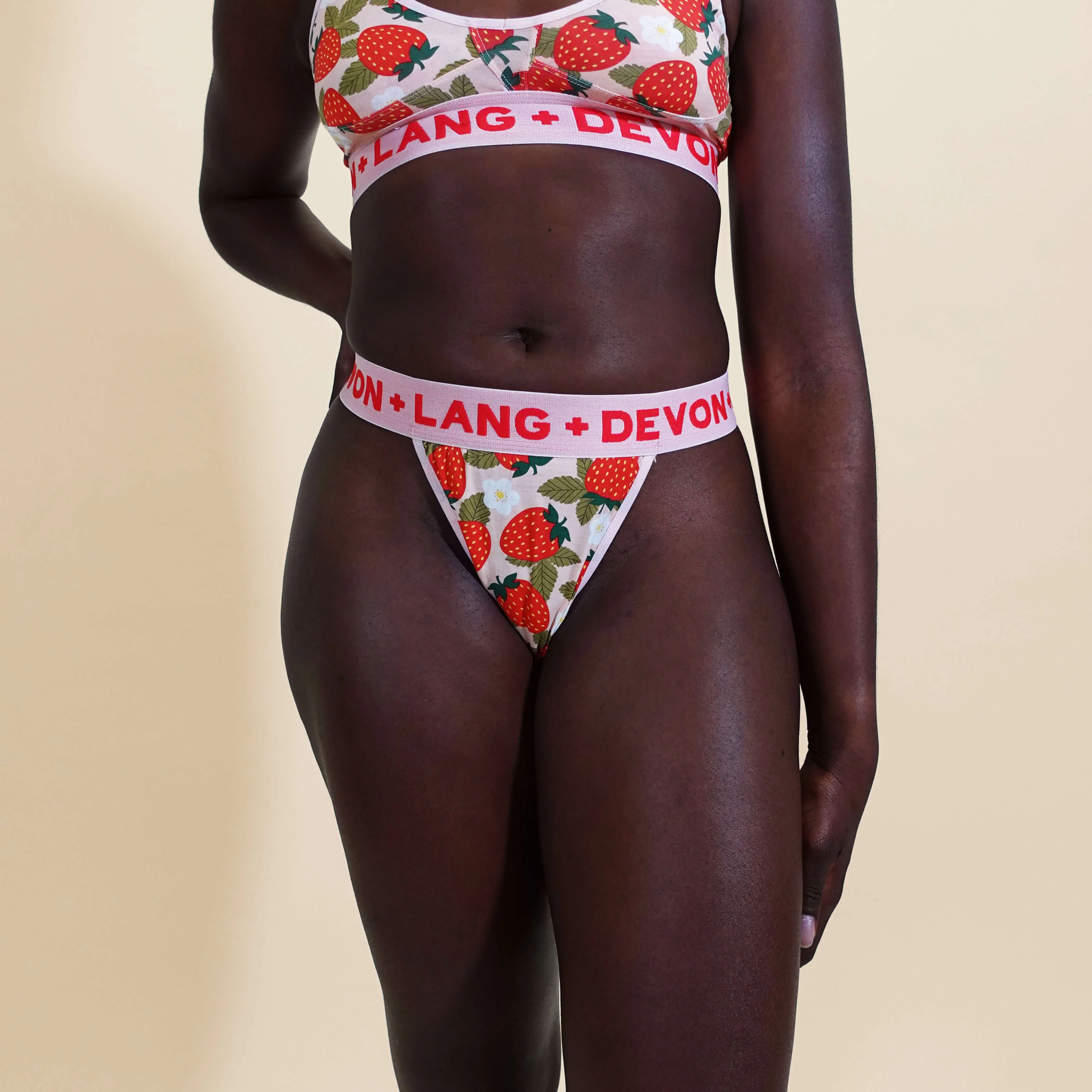 Originals Bria V-Thong - Wild Strawberry - Image 3