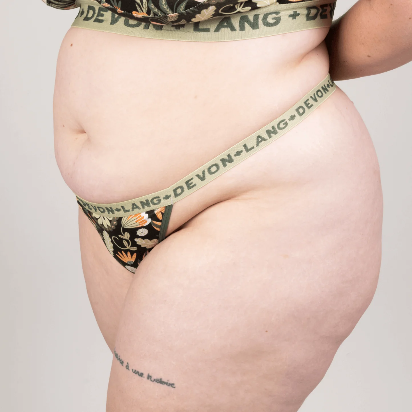 Originals Katrina V-Thong - Rustic Florals - Image 8